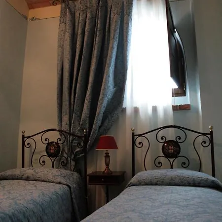 مزرعة للإقامة Renaccino